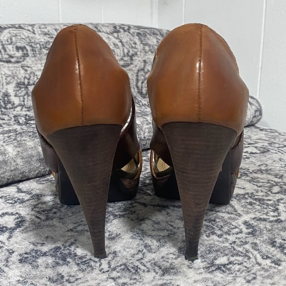 Levity Sash Strappy Heels in Brown Khaki Size 8.5 - Picture 4 of 6